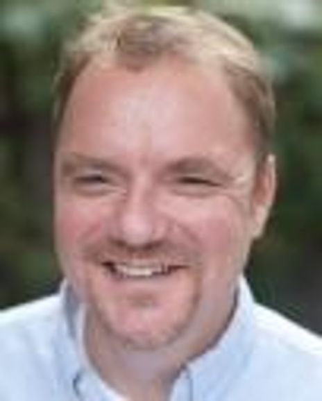 Graham Brown Headshot