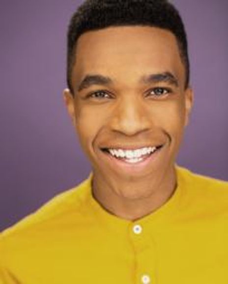 Alexander Robertson Headshot