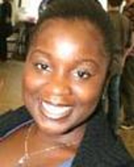 Danielle Thomas Headshot