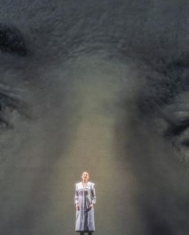 Sarah Tynan Headshot