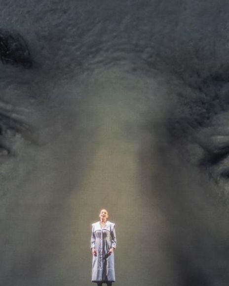 Sarah Tynan Headshot