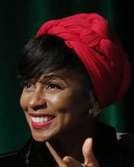 Fatima Robinson Headshot