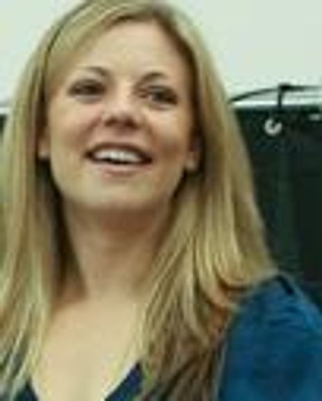 Kirsten Bracken Headshot