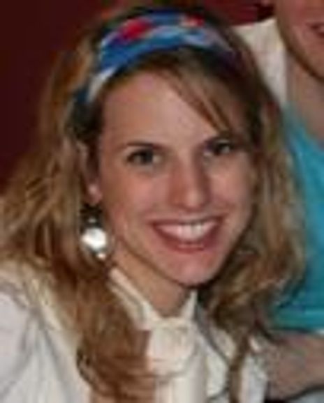 Stephanie Youell Headshot