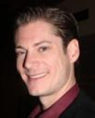 Gregory Wooddell Headshot