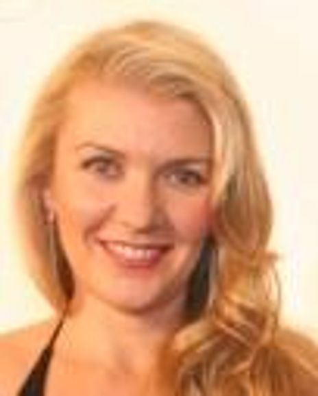 Joanne Manning Headshot