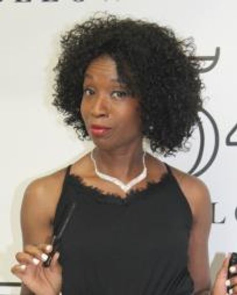 Carla Hargrove Headshot