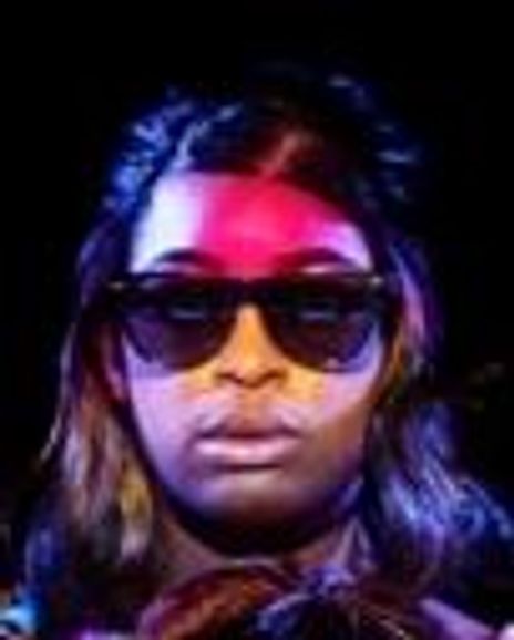 Carol Lewis Headshot