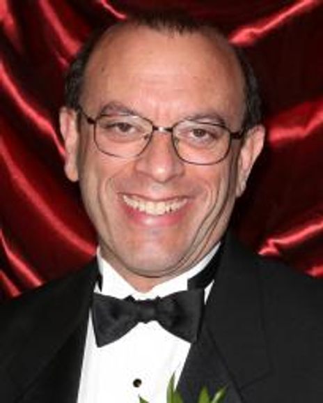 Joey Parnes Headshot