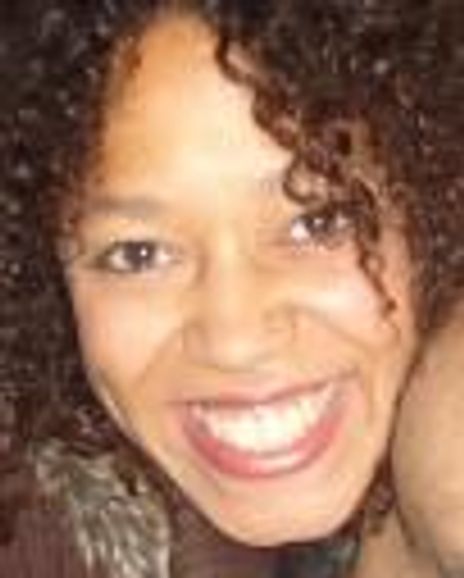 Dominique Roy Headshot