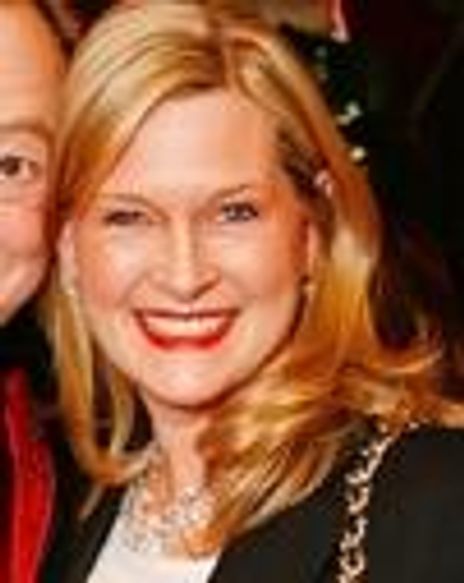 Beverly Edwards Headshot