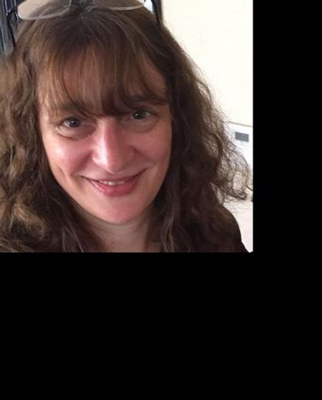 Judith Schoenfeld Headshot