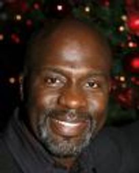 BeBe Winans Headshot