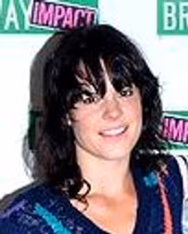 Leslie McDonel Headshot