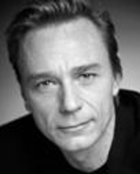 Ben Daniels Headshot