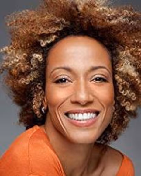 Karine Plantadit-Bageot Headshot