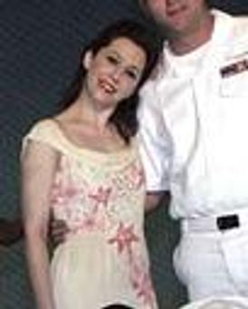 Ashley Tuttle Headshot