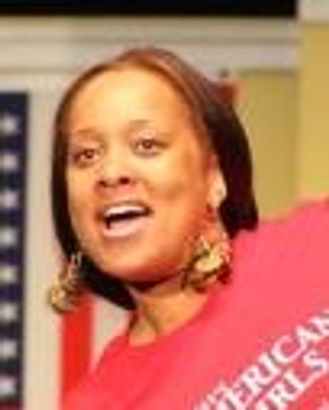 Catherine Peoples Headshot