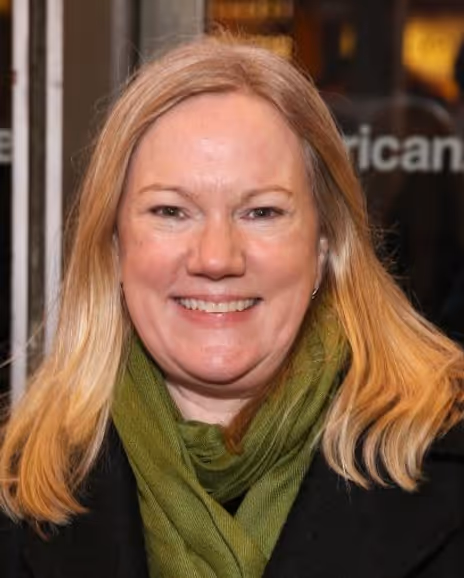 Kathleen Marshall Headshot