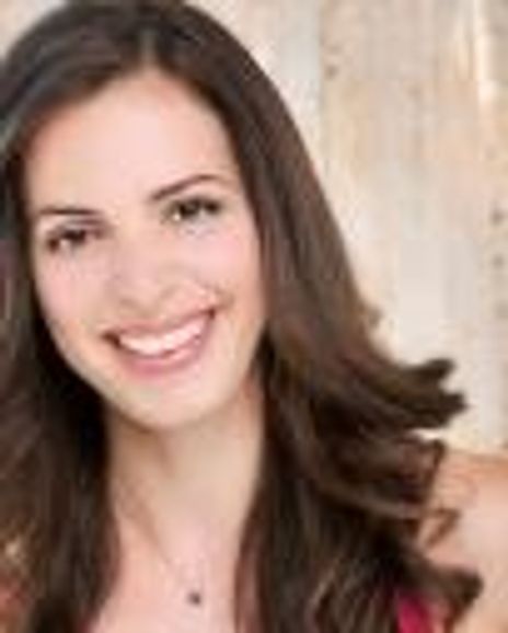 Sarah Girard Headshot