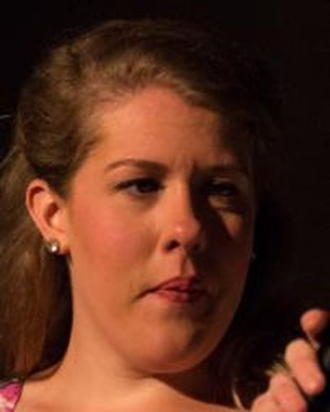 Vera Ryan Cremeans Headshot