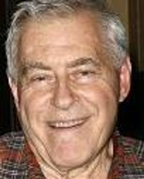 Lee Adams Headshot