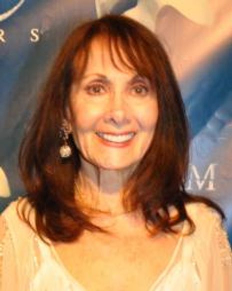 Leila Martin Headshot