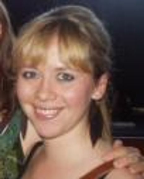 Elizabeth Walsh Headshot