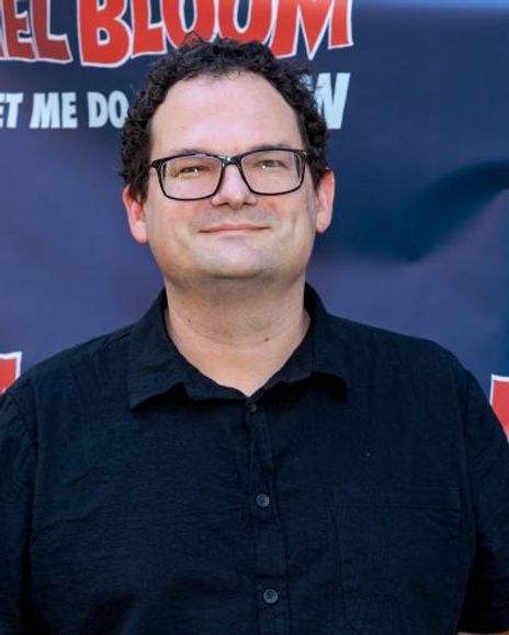 Eli Bolin Headshot