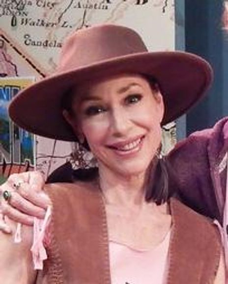 Diana D'Ambrosio Headshot