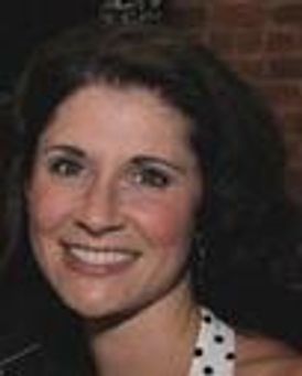 Elizabeth Polito Headshot