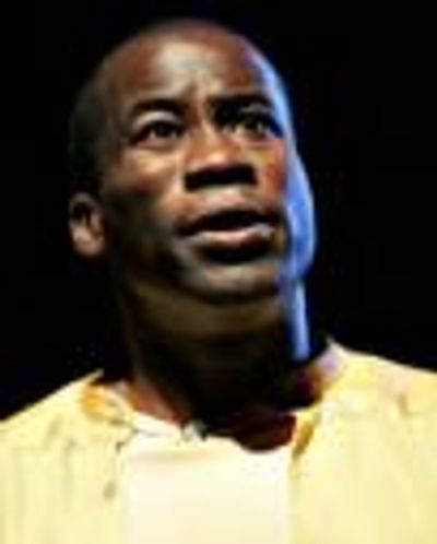 Daniel Beaty Headshot