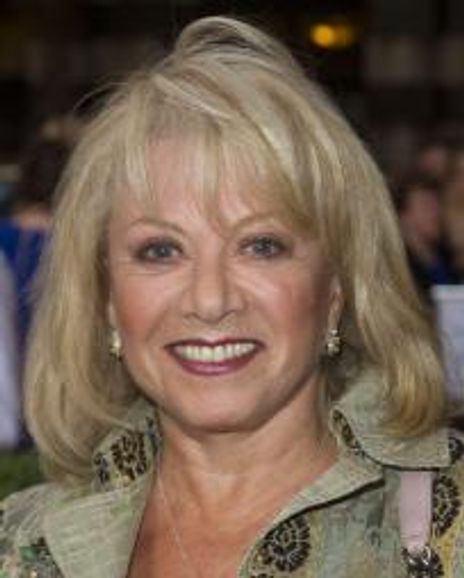 Elaine Paige Headshot