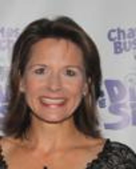 Jennifer Van Dyck Headshot