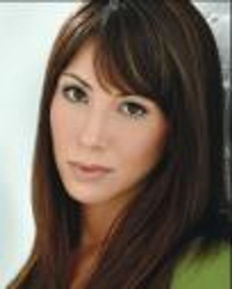 Lyn Philistine Headshot