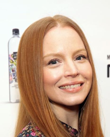 Lauren Ambrose Headshot