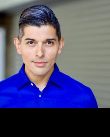 Julian Alvarez Headshot