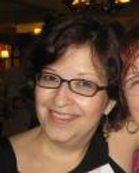 Toni Stanton Headshot