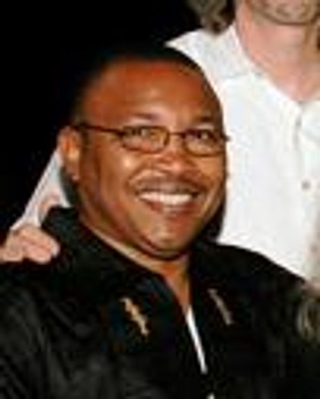 Omer Ismail Headshot