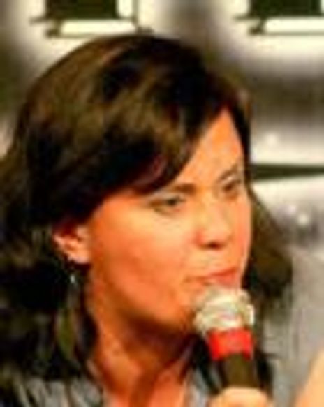 Becky Donohue Headshot