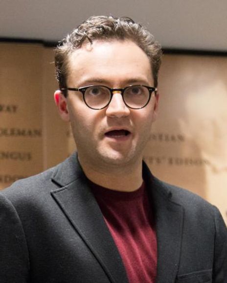 Alan Schmuckler Headshot