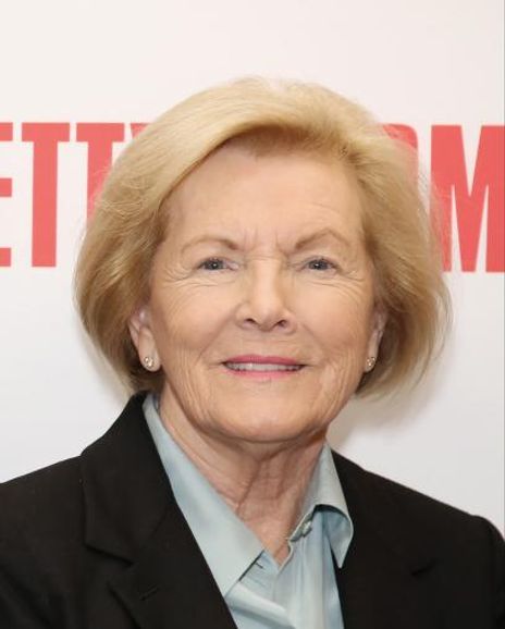 Barbara Marshall Headshot