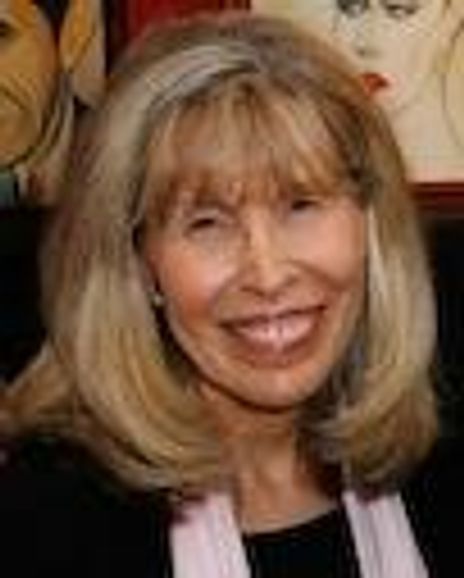 Shelly Goldberg Headshot