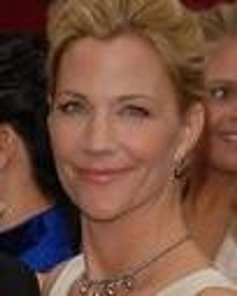 Nancy Walls Headshot