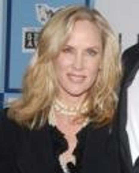 Rachelle Carson Headshot