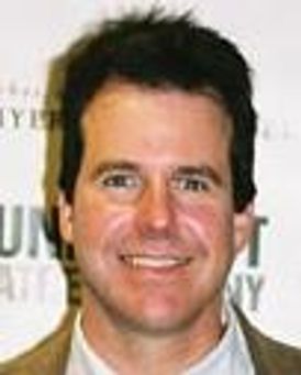 Jonathan Dokuchitz Headshot