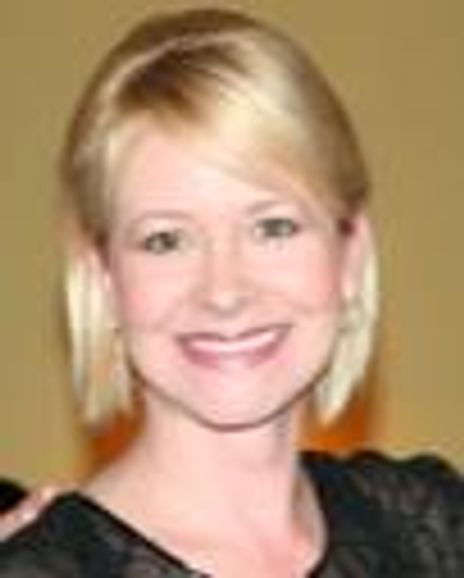 Dori Thompson Headshot