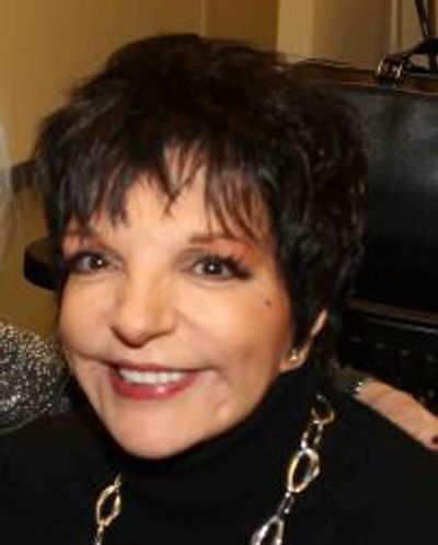 Liza Minnelli Headshot