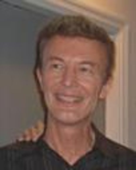 Robert Ollis Headshot