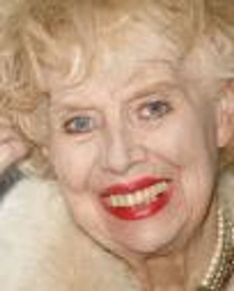 Shelia MacRae Headshot